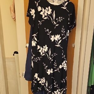 Old Navy Black and White Floral Dress